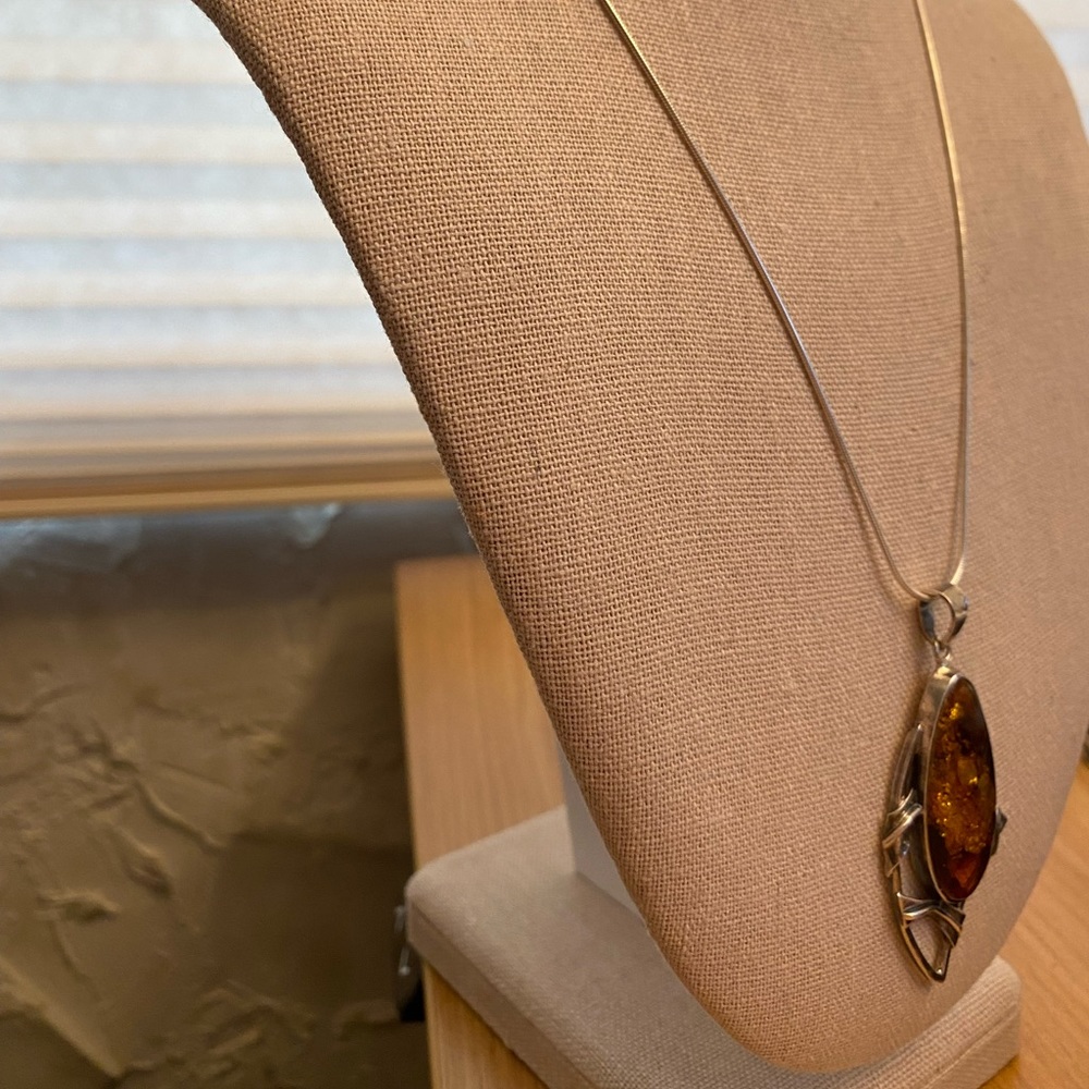 Host pick New Year's Eve! Vintage 925 sterling silver Amber Art Deco pendant - Picture 11 of 11